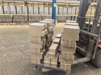 Briques réfractaires en phosphate à haute résistance, résistantes à l'usure, aux chocs, aux chocs thermiques, denses et chimiquement liées, utilisées dans les fours