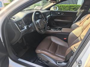 <span class=keywords><strong>Volvo</strong></span> S60 PHEV <span class=keywords><strong>T8</strong></span> 2022 Usado, Sedán de Lujo de Alto Rendimiento con Tracción en las Cuatro Ruedas, Volante a la Izquierda, 5 Puertas, 5 Asientos, para Exportación Internacional - Product Image 4