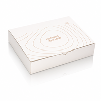 Boîte cadeau blanche de luxe pour serviettes de bain, emballage personnalisé, boîte à courrier en papier ondulé avec fermeture sécurisée