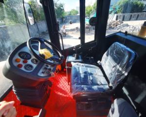 Rouleau vibratoire monocylindre de 22 tonnes, certifié CE XS223J, moteur diesel Weichai, pompe moteur 140 kW, roulement excellent pour la route - Product Image 6