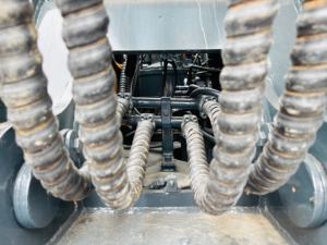 Excavadora de cadenas Hyundai 210W-7 usada, motor diésel, bomba hidráulica, modelo 2018, 21 toneladas, buen estado de neumáticos, bien mantenida, entrega inmediata. - Product Image 5