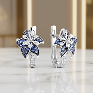 Orecchini a Cerchio con Farfalla Bianca in Argento 925, Cristalli e Strass con Micro Incastonatura, Classici da Donna per Uso Quotidiano - Product Image 2