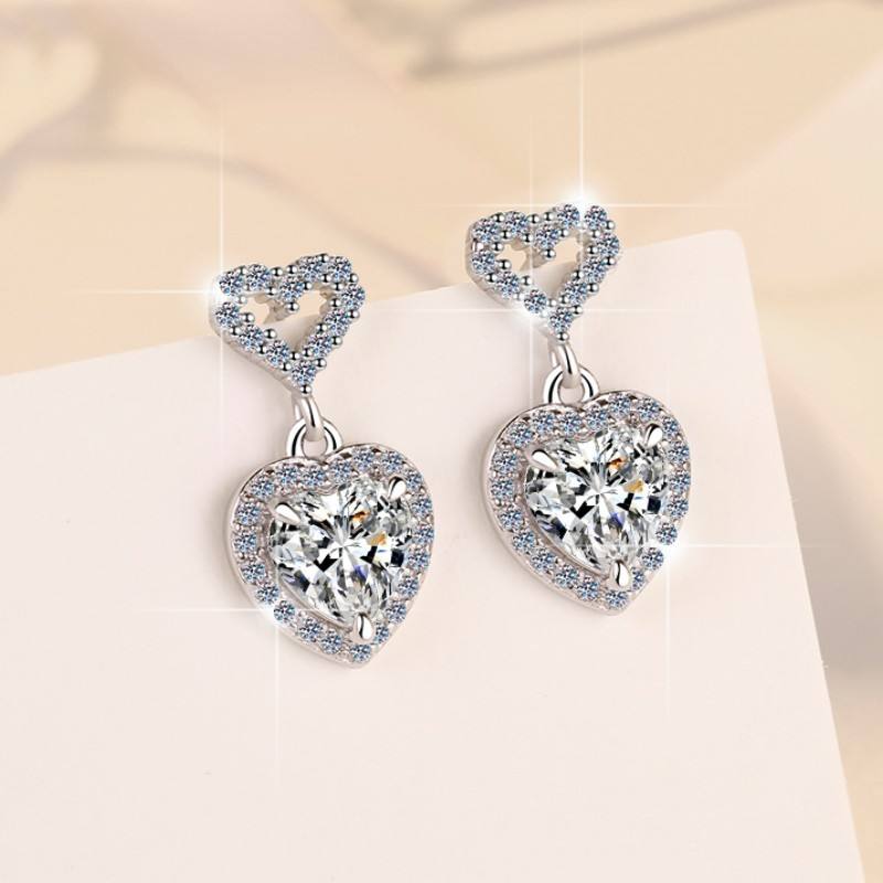 Super Sparkling Zircon Heart-shaped Stone 1 Cara
