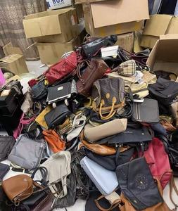 Ukay Italie Fournisseur de sacs Ballots de sacs d'occasion pour femmes - Product Image 6