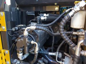 Pelleteuses Volvo EC140 d'occasion 14 tonnes EC140D EC140 Pelleteuses d'occasion sur chenilles de haute qualité, vente de pelleteuses d'occasion - Product Image 4