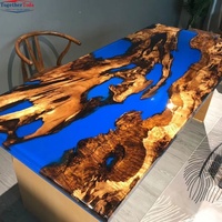Table de travail et de salle à manger rectangulaire en bois massif et résine, design à grain naturel avec incrustation de résine noire, pieds en V en métal robuste
