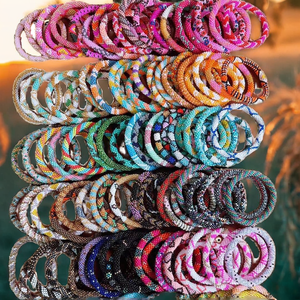 Pulsera de Mujer Hecha a Mano en China, Estilo Bohemio, con Cuentas de Vidrio Tejidas a Crochet, en Varios Colores Aleatorios, 2024 - Product Image 2