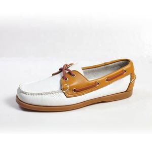 Venta al por mayor mocasín Casual mocasín conducción caminar vela yate barco cuero frijoles estilo británico hombres zapatillas Zapatos barco zapato - Product Image 3