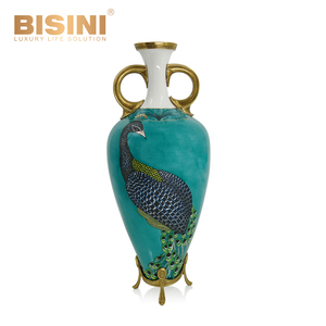 Attraente pavone verde decorativo europeo vaso generale con coperchio porcellana con ornamento da scrivania in rame - Product Image 2