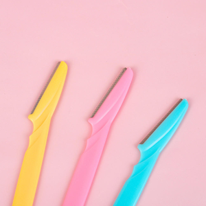 Kit <span class=keywords><strong>per</strong></span> la Cura delle <span class=keywords><strong>Sopracciglia</strong></span> 3 Pezzi all'Ingrosso, Rasoio Affilato e Raschietto <span class=keywords><strong>per</strong></span> <span class=keywords><strong>Sopracciglia</strong></span>, Strumento di Bellezza Senza Residui Neri - Product Image 3