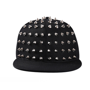 Nueva Llegada Europeo Americano Hip Hop Sombrero Street Dance Hombres Mujeres Moda Negro Flat Brim Custom Rivet Gorras Gorra de béisbol - Product Image 4