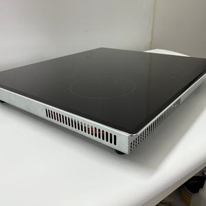 Table de cuisson à induction domestique à trois foyers - Product Image 4