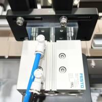 Automatischer Elektrisch Angetriebener Touchscreen-Etikettenapplikator mit Visueller Positionierung Selbstklebende Etikettiermaschine