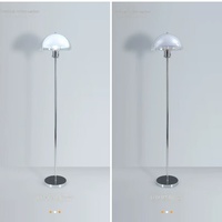 Lampadaire dôme en verre ambré LED en fer de style Mid-Century Modern, design haut de gamme, hauteur réglable pour salon et chambre