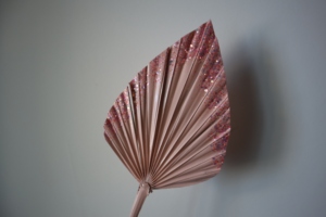 Toppers de gâteau d'anniversaire de fleurs séchées boho en gros, accessoires d'halloween, décorations de fête, fournitures de décoration de gâteau, feuilles de palmier - Product Image 4