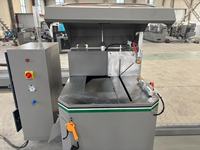 Scie à onglet double tête CNC robuste pour profilés de fenêtres en aluminium et PVC/UPVC avec moteur PLC et roulement LJG-CNC-650