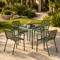 Ensemble de table et chaises de jardin en métal moderne pour l'extérieur, design à lattes, résistant à la rouille, pliable, empilable, meubles de patio pour villa