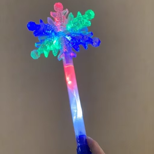 Baguette magique flocon de neige LED multicolore Luckykoo, jouet pour Halloween, bâton lumineux, baguette flocon de neige lumineuse pour enfants - Product Image 1