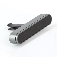 Diffuseur de parfum pour voiture en alliage, rechargeable, moderne et luxueux, avec clip de ventilation, logo personnalisé, parfum longue durée
