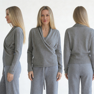 Maglione Premaman <span class=keywords><strong>in</strong></span> Spandex/Cotone Biologico, Grigio, Modello Incrociato, Traspirante, Scollo a V, Manica Corta, Estivo - Product Image 2