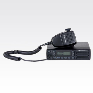 Radio mobile numérique UHF/VHF 45W Motorola DEM400, <span class=keywords><strong>vente</strong></span> en gros, station <span class=keywords><strong>de</strong></span> base automobile DM1600, radio amateur CM300d - Product Image 3