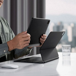 Étuis pour tablette en fibre de carbone Laudtec, antichoc, fins et légers, OEM/ODM pour iPad Pro 11 2024/2025 A16 11e génération 13 pouces Pbk354 - Product Image 3