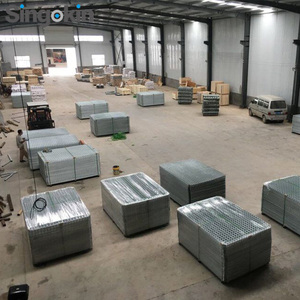 PVC Coated Welded Wire Livestock <strong>Hog</strong> Yard Fence <strong>Panels</strong> 2x4x4ftx16ft Steel Safety Fencing Eco-Friendly Rot Proof - Product Image 6