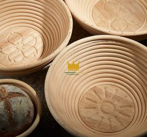 Banneton en rotin écologique fait main pour la cuisson du pain au levain, panier de levage rond avec doublure en lin - Product Image 6