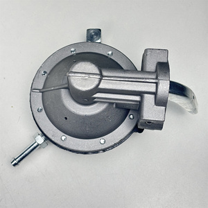 Pompe à carburant 23100-61011 pour <span class=keywords><strong>moteur</strong></span> <span class=keywords><strong>BJ40</strong></span> FJ40 FJ45 FJ55 1972-1978 - Product Image 2