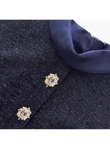 <span class=keywords><strong>Completo</strong></span> Elegante da Donna Blu Navy 2026: Top <span class=keywords><strong>in</strong></span> <span class=keywords><strong>Tweed</strong></span> e Gonna <span class=keywords><strong>in</strong></span> Raso, Set di Alta Qualità - Product Image 4