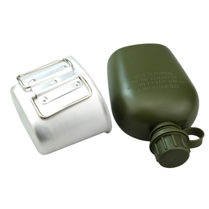 Échantillon gratuit : Gourde tactique en aluminium pour la chasse, le camping et les activités de plein air, 1L avec tasses de 0,6L - Product Image 2