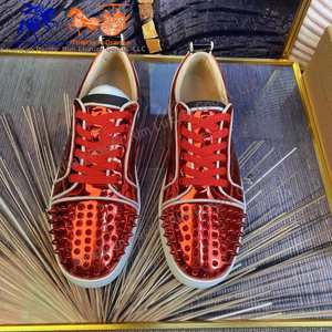 Zapatos Deportivos de Estilo Retro para Hombre y Mujer, Hechos de Cuero, Cómodos para Caminar, Estilo Louboutin - Product Image 3