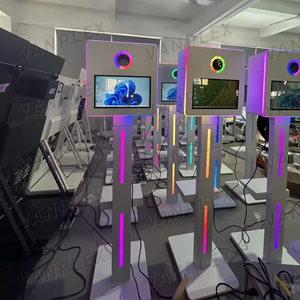 Vente en gros de cabine <span class=keywords><strong>photo</strong></span> miroir 15,6 pouces avec imprimante |   Stand carré Matrix pour fête/événement |   Directement de l'usine + Garantie 1 an - Product Image 2