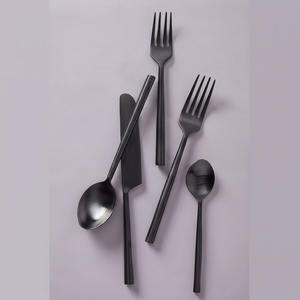 Ensemble de couverts minimalistes noir mat, compatibles lave-vaisselle, en métal, pour les occasions de mariage et l'usage domestique - Product Image 1