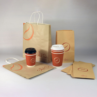 Sacs en papier kraft brun personnalisés avec poignées pour la restauration, la livraison de repas à emporter et les emballages à emporter, avec votre propre logo imprimé