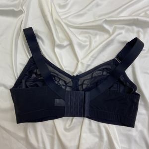 Soutien-gorge pour femmes en gros, personnalisé, bretelles réglables, ultra confortable, grande poitrine, grande taille, soutien-gorge pour femmes - Product Image 5