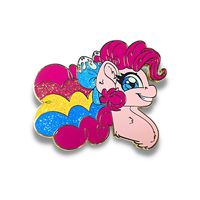 Épingles en émail personnalisées en alliage de zinc, style princesse, cheval de dessin animé, épingles de chapeau personnalisées, épingles de revers en émail dur, artisanat métallique anime