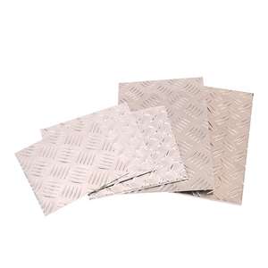 Tôles d'aluminium gaufrées 1050 1060 1100, 1,2 mm 1,5 mm, plaque antidérapante à 5 barres motif losanges pour sols de camions, remorques et ponts de bateaux - Product Image 5