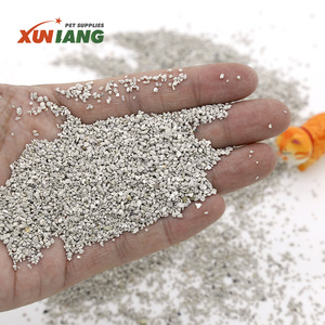 Litière pour chat en bentonite grise de haute qualité à prix abordable, super agglomérante, désodorisante et facile à nettoyer - Product Image 4