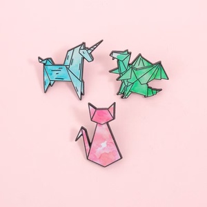 Atacado: Broche de Lapela em Liga de Zinco com Impressão UV, Tema Unicórnio, Dinossauro e Frutas, Estilo Europeu, para Mochilas e Roupas - Product Image 2