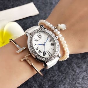 Reloj de Mujer Retro con Números <span class=keywords><strong>Romanos</strong></span> <span class=keywords><strong>en</strong></span> Oro, Bisel con Diamantes, Correa de Cuero, Esfera Ovalada, Estilo Moderno y Lujoso - Product Image 5