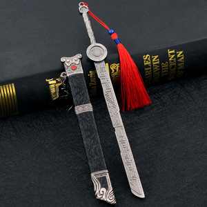 Llavero Colgante Personalizado de 22CM con Espada de Mil Pinos para Mercancía de Anime 'Tian Xing Lu', Modelo de <span class=keywords><strong>Arma</strong></span> en Miniatura - Product Image 1