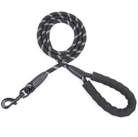 Laisse de chien à poignée rembourrée souple Offre Spéciale laisse de chien personnalisée réfléchissant tressé en nylon corde ruban d'impression variété couleur chien