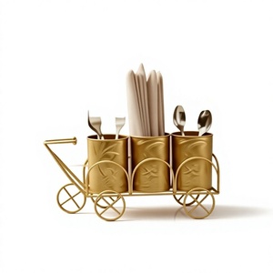 Support de rangement pour vaisselle en forme de chariot doré avec roulettes pour cuisine, élégant organisateur de couverts en métal sur pied - Product Image 3