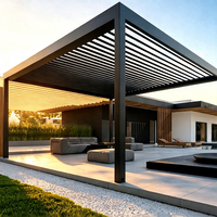 Grande pergola bioclimatique autoportante en aluminium à double baie avec toit à lames motorisées et éclairage LED intégré