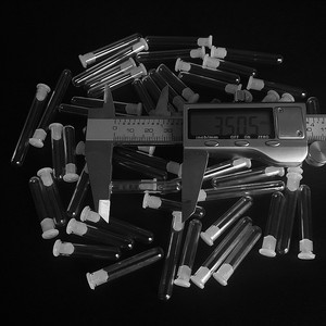 Tubos de ensayo de vidrio Tianjing 6x30/40/50mm con tapones de silicona para muestreo de perfumes y aceites esenciales - Product Image 2