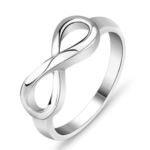 Anello Minimalista a Forma di Infinito, Gioiello Creativo di Tendenza per Donne - Product Image 1