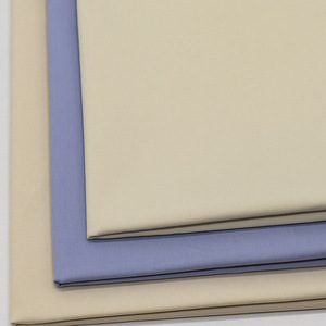 En stock – Tissu sergé peigné en polycoton non élastique, tissé, couleur kaki, pour vêtements de travail industriels - Product Image 1