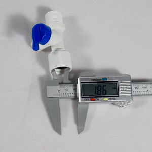 Válvula de bola de tres vías de 1/2 pulgada con conexión roscada para tubería de entrada de purificador de agua - Product Image 3
