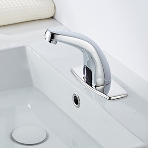 Robinet automatique à capteur infrarouge à poignée unique pour lavabo, modèle d'exportation à 4 points d'entrée - Product Image 1
